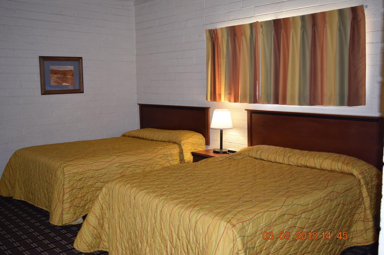 Stanlunds Inn And Suites Borrego Springs Exteriör bild
