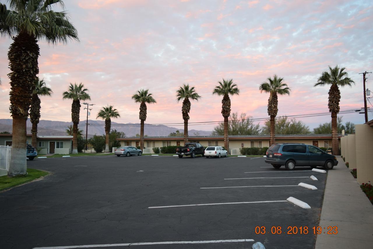Stanlunds Inn And Suites Borrego Springs Exteriör bild